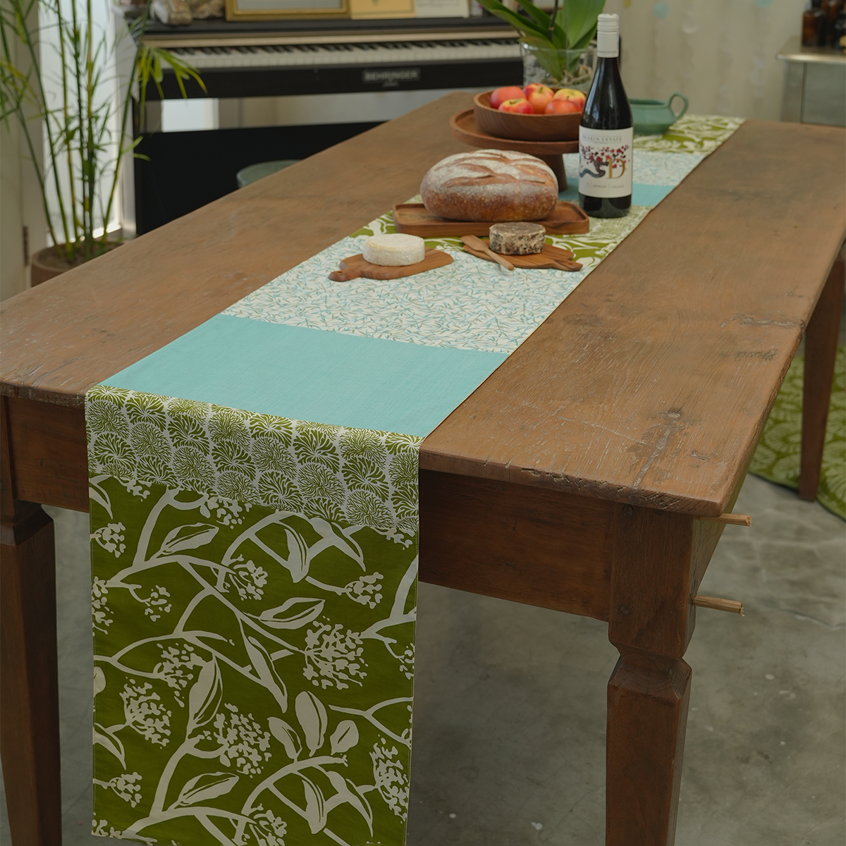 Avocado Aqua Cotton Runner Long (244 cm)