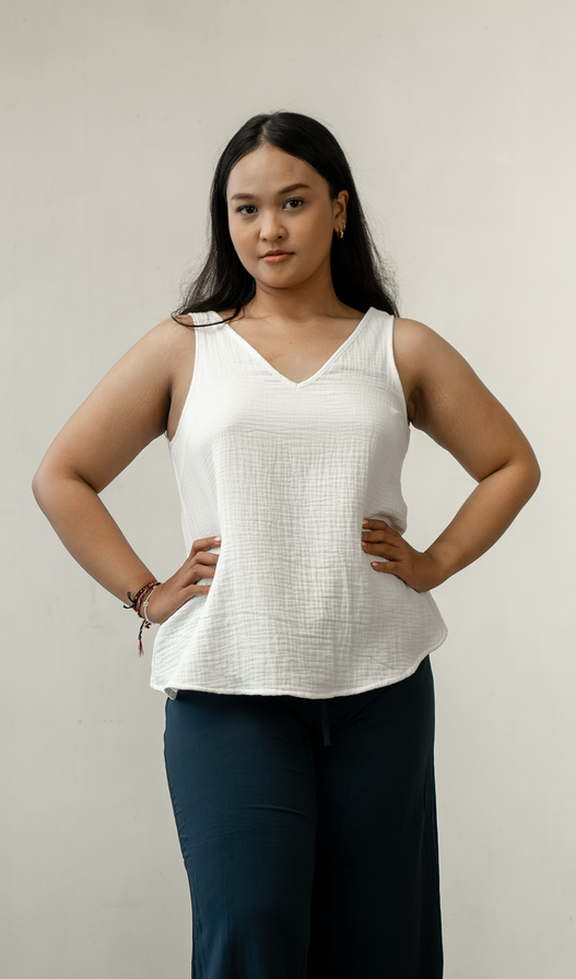 White Cotton Crinkle V Neck Swing Top, 2 Sizes