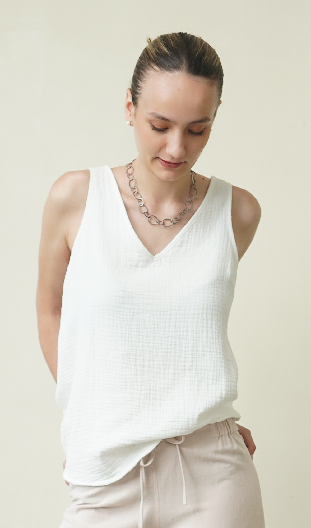 White Cotton Crinkle V Neck Swing Top, 2 Sizes