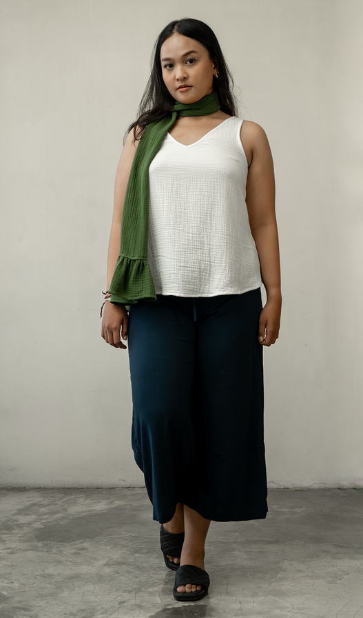 White Cotton Crinkle V Neck Swing Top, 2 Sizes
