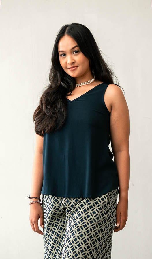 Navy Rayon V Neck Swing Top, 2 Sizes