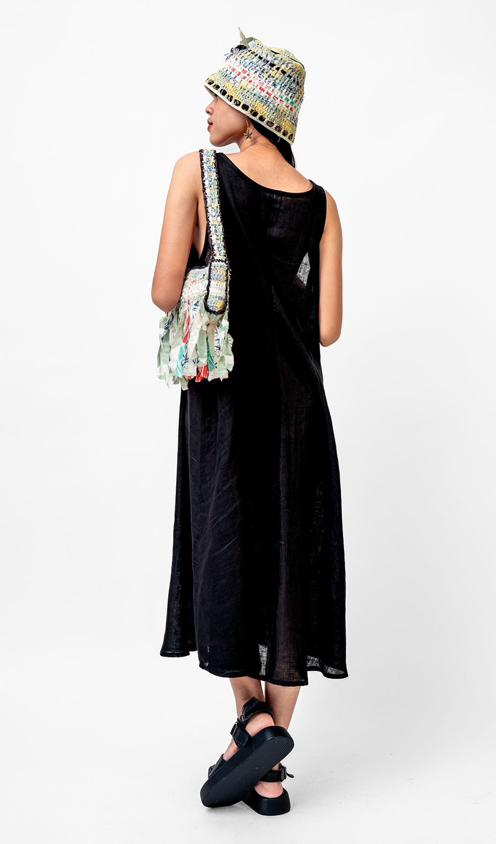 Gaun Semi Swing Linen Prancis Hitam, 3 ukuran - PAKAIAN & ANAK OBRAL