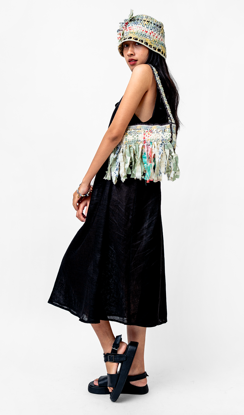 Gaun Semi Swing Linen Prancis Hitam, 3 ukuran - PAKAIAN & ANAK OBRAL