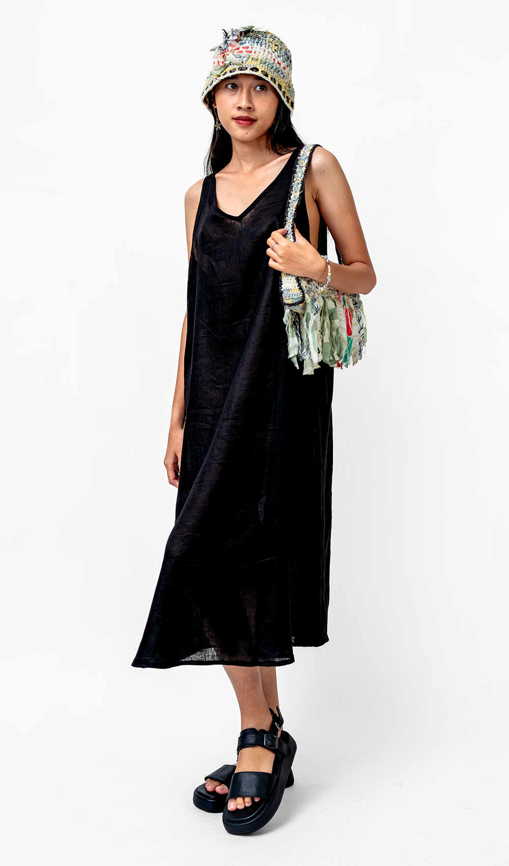 Gaun Semi Swing Linen Prancis Hitam, 3 ukuran - PAKAIAN & ANAK OBRAL