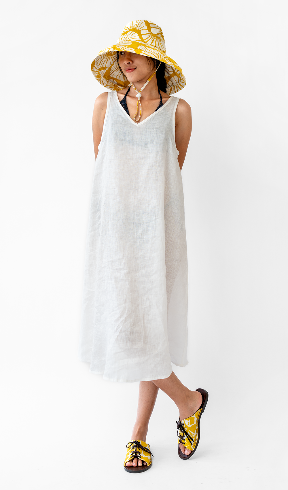 Gaun Semi Swing Linen Prancis Putih, 3 ukuran - PAKAIAN & ANAK OBRAL