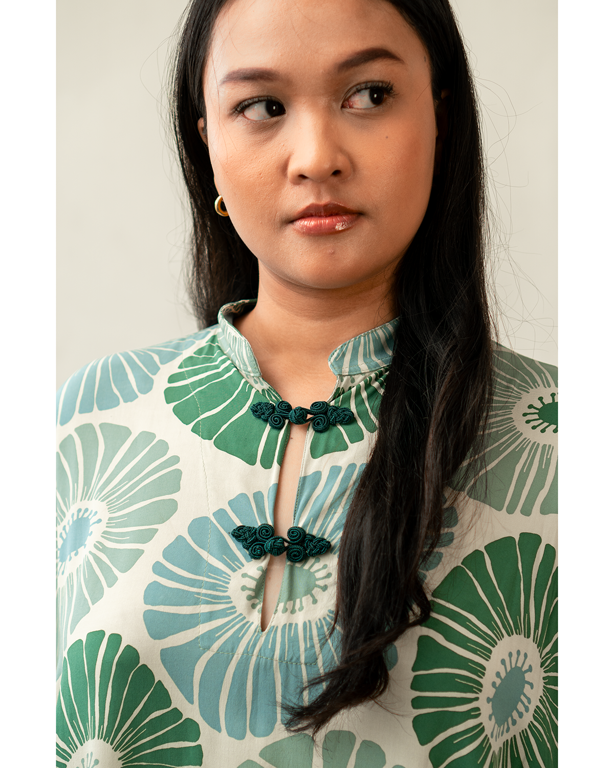 Retro Flowers Moss High Neck Kaftan, 1 Size