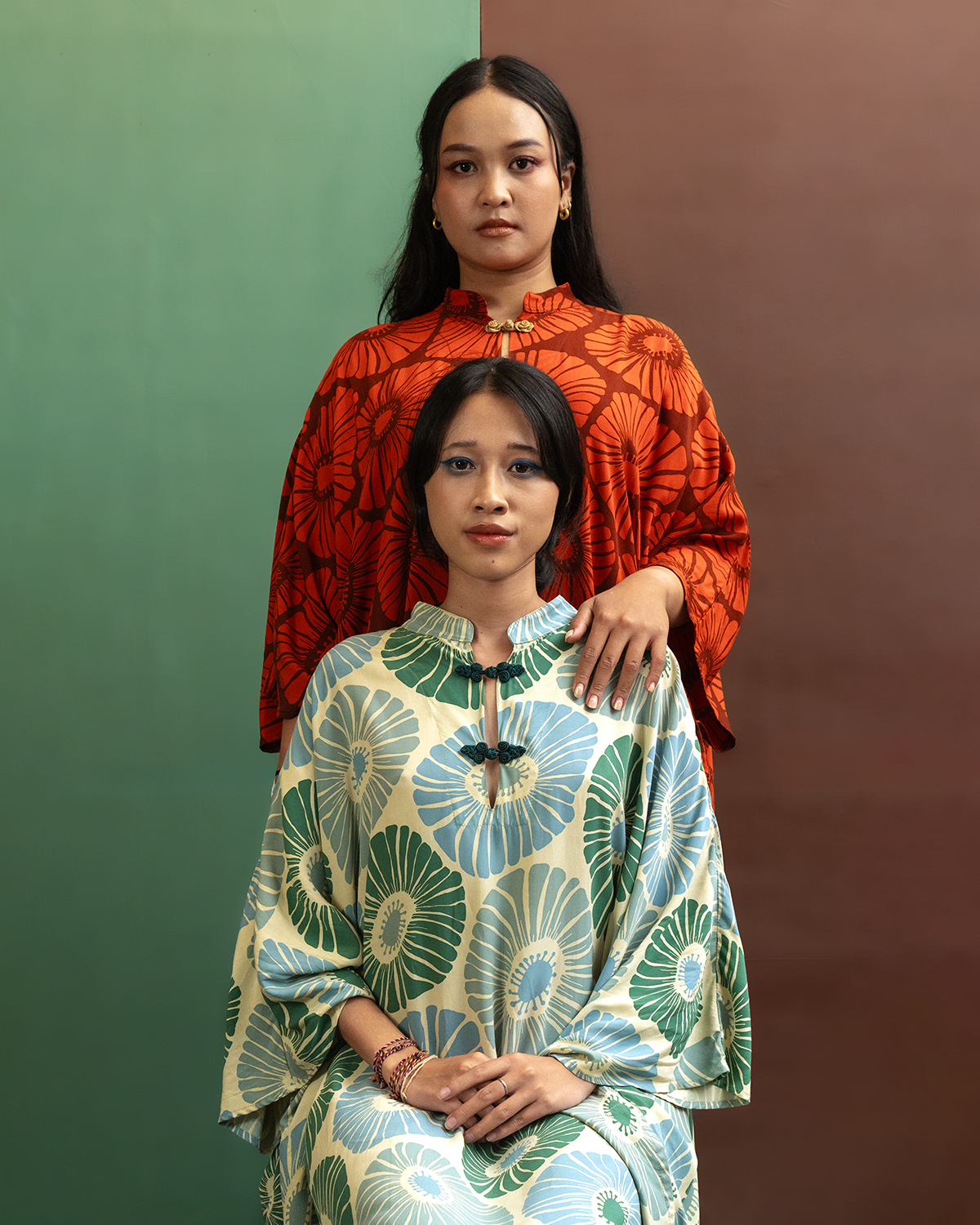 Retro Flowers Moss High Neck Kaftan, 1 Size