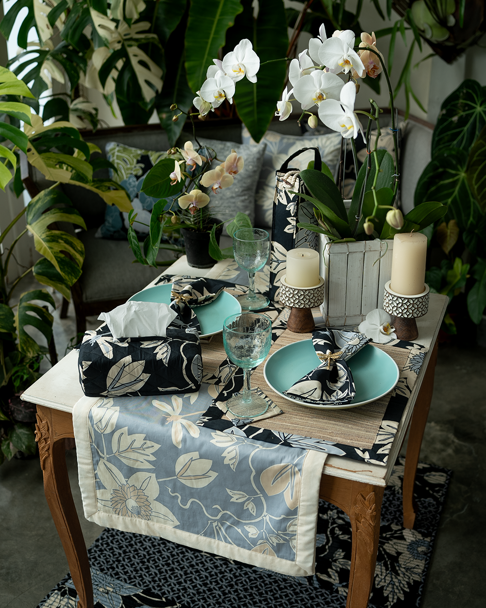 Alas Piring Bunga Teratai Air Bougainvillea Moss, set isi 4