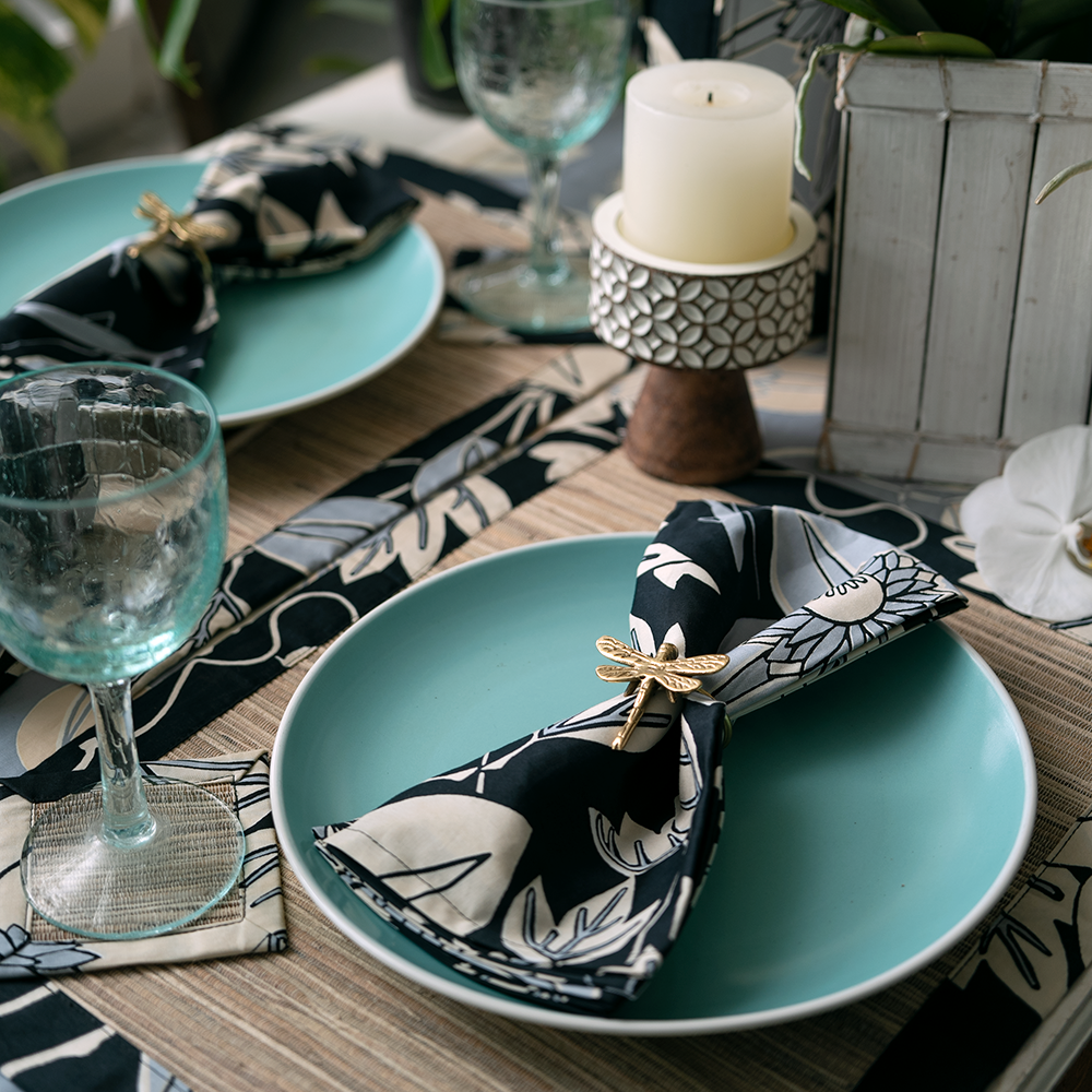 Alas Piring Bunga Teratai Air Bougainvillea Moss, set isi 4