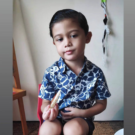 Kemeja Kancing Biru Motif Kotak-kotak, 3 Ukuran