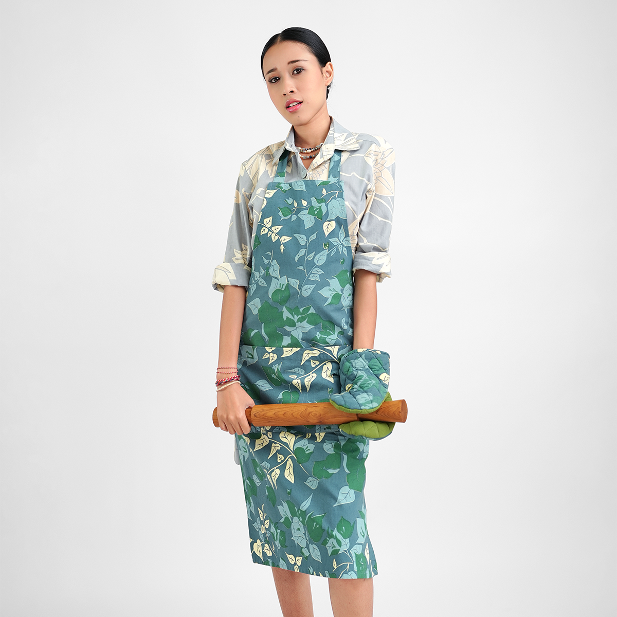 Bougainvillea Moss Apron