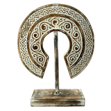 Hiasan Matahari Ukir dengan Cat Putih 