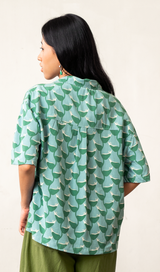 Relax Button Up Heliconia Moss, 2 Sizes