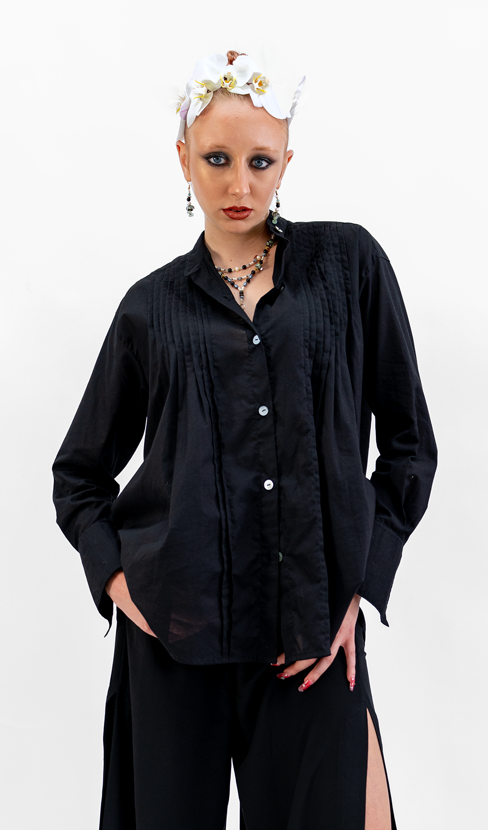 Kemeja Katun Ruffle Hitam, 2 ukuran