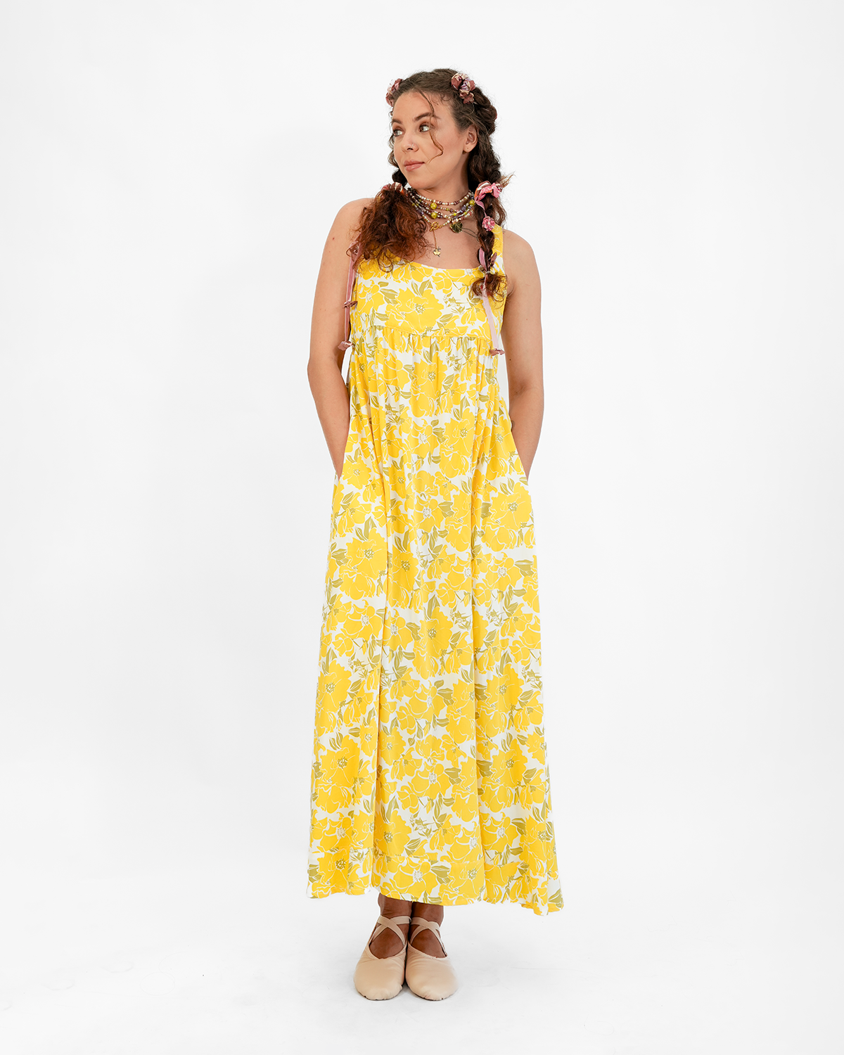 Gaun Rayon Romantis Motif Mawar Kuning, 3 ukuran