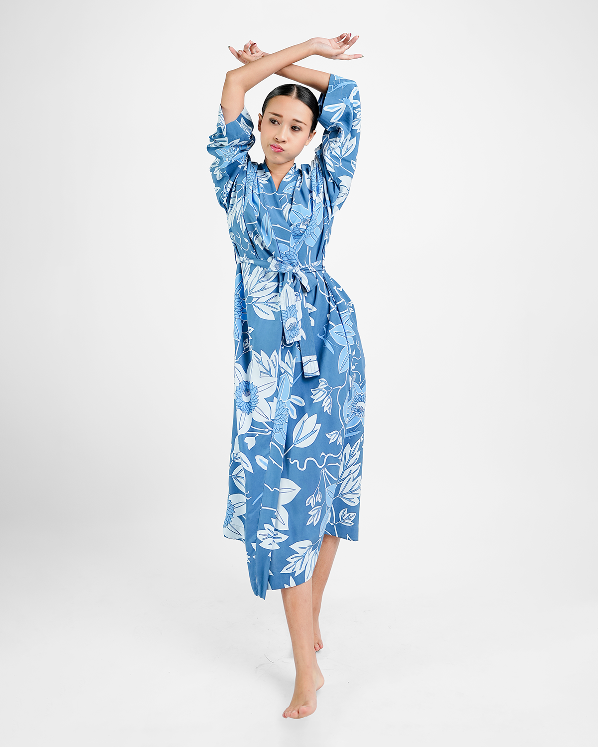 Big Passion Flower Blue Rayon Kimono Robe, 2 sizes