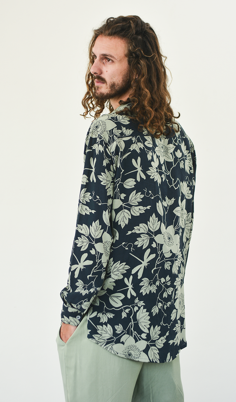 Eco-Rayon Button Down - Passion flower Lichen Indigo