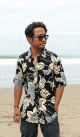 Men's Short Sleeved Shirt Big Passion Flower Onyx, 4 Sizes