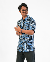 Kemeja Pria Lengan Pendek Tencel Biru Hitam, 3 Ukuran