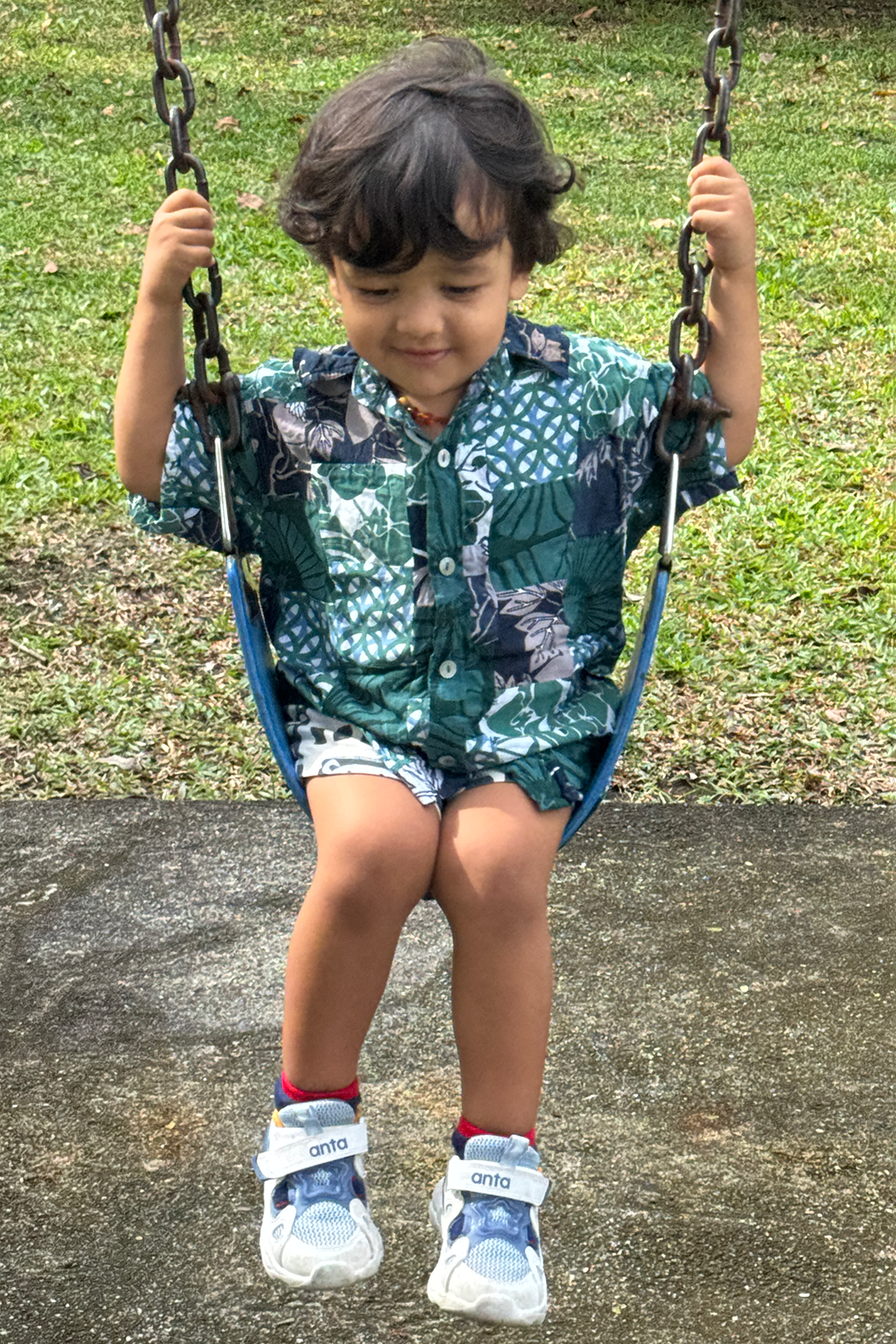 Kemeja Kancing Depan Rayon Patchwork, 4 Ukuran