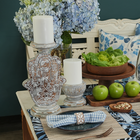 Tempat Lilin dengan Sentuhan Antik dari Tangan Fatima