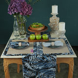 Taplak Meja Motif Teratai Biru Hitam, Set isi 4