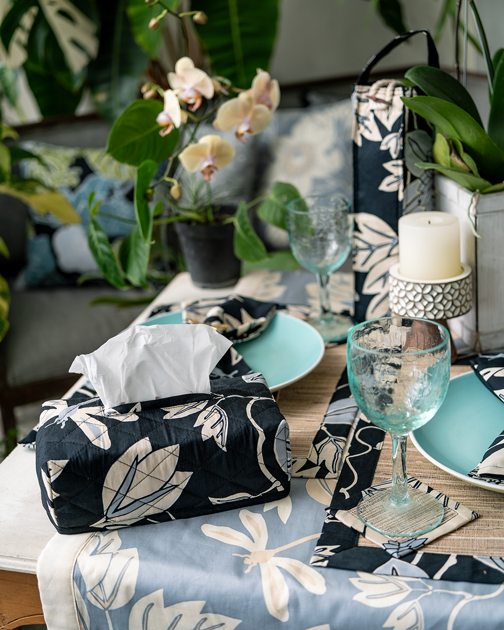 Organic Onyx Passion Flower Tissue Box Cover