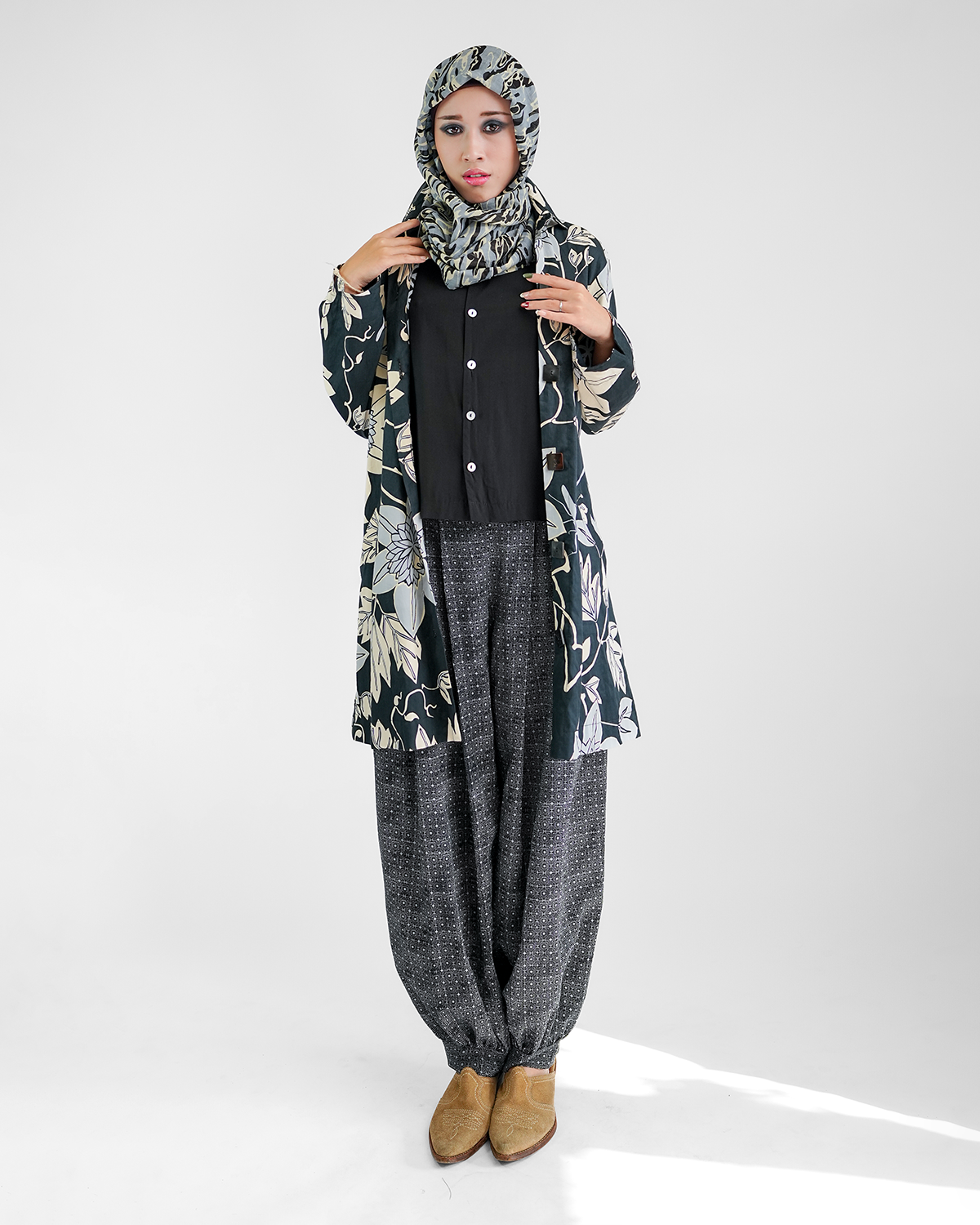 Infinity Squared Onyx Rayon Balloon Pants, 3 sizes