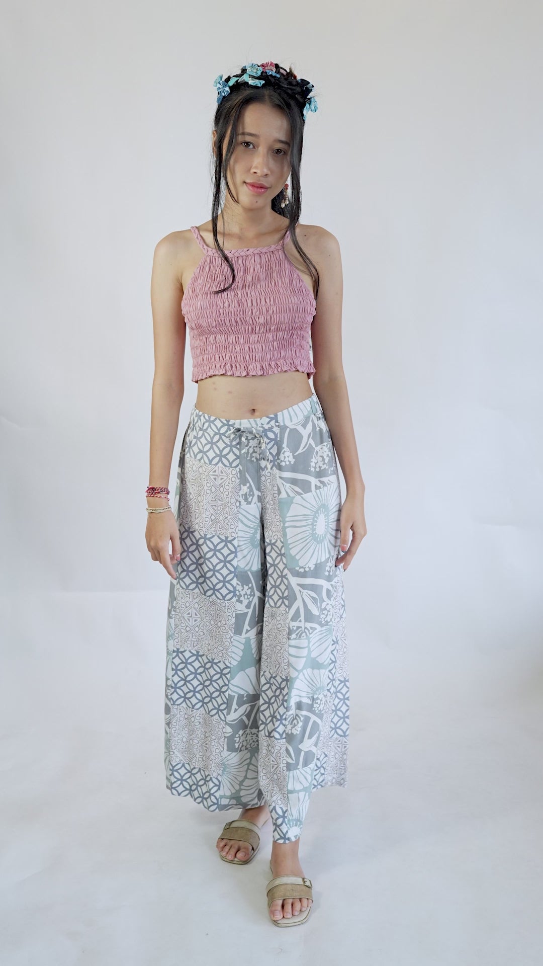 Crop Top Pink dengan Detail Kerut, 2 Ukuran