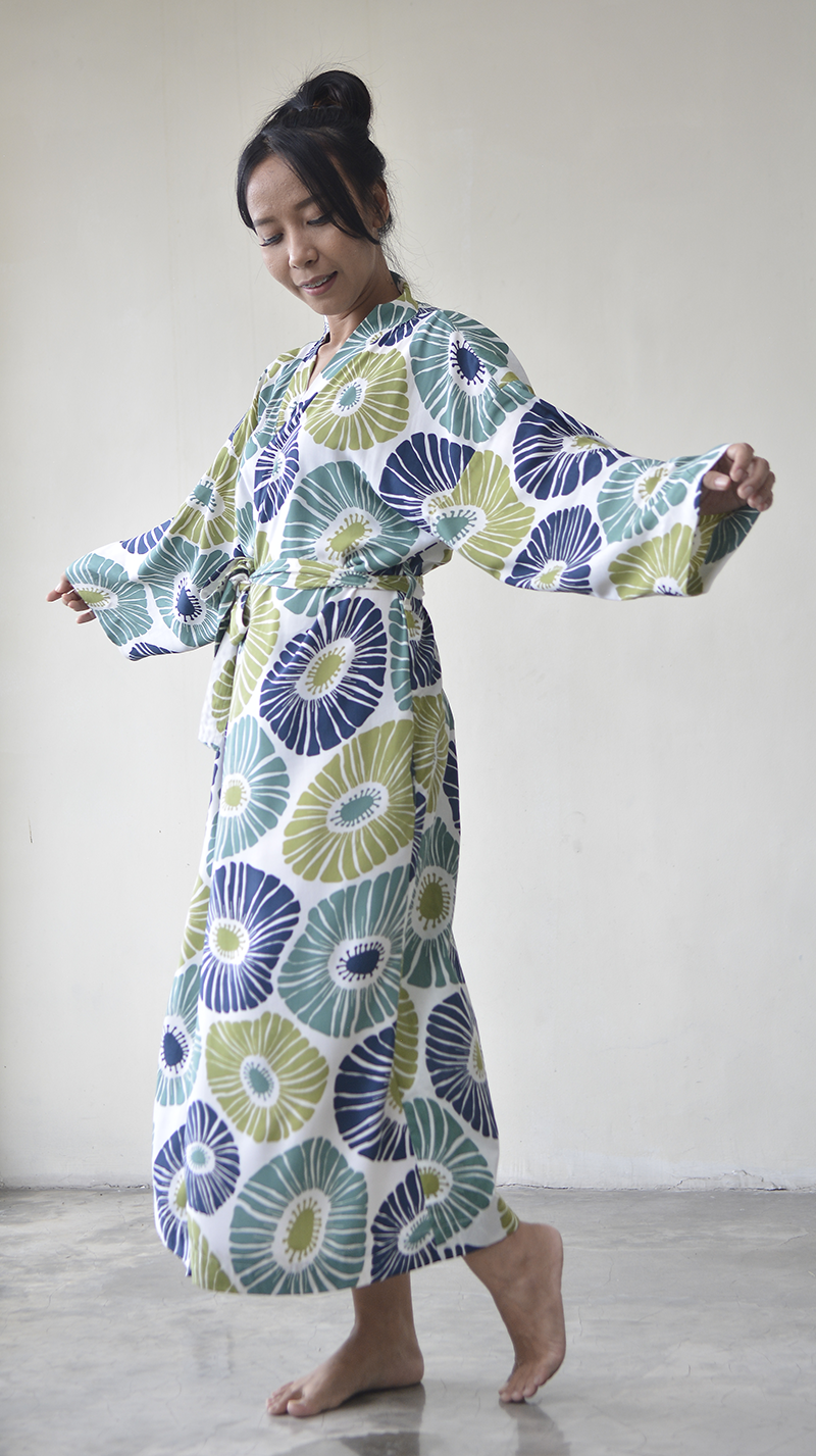 Retro Flower Blue Green Rayon Kimono Robe