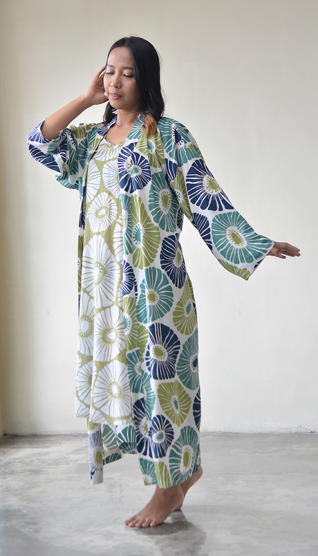 Jubah Kimono Rayon Biru Hijau Bunga Retro 