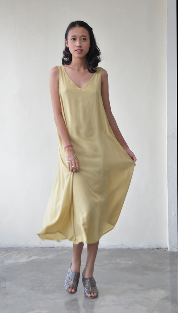 EcoDeluxe Natural Mango Semi Swing Slip Dress, Large - SALE CLOTHING & KIDS