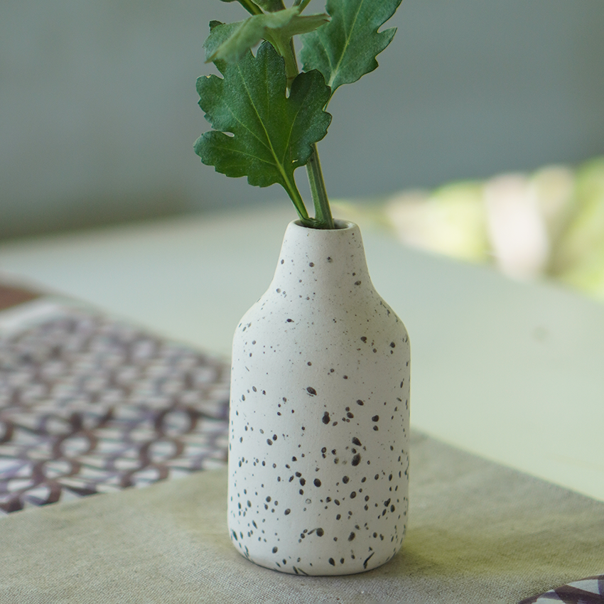 Eggshell Speckled Ceramic Vase, in 2 sizes - SALE HOMEWARES